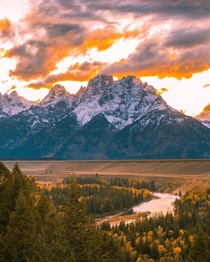 OC- Who else loves leaving their - job permanently behind to hide in the mountains Grand Teton National park Wyoming  