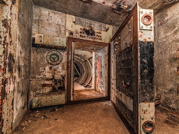  pound blast door Abandoned nuclear missle bunker Arizona 
