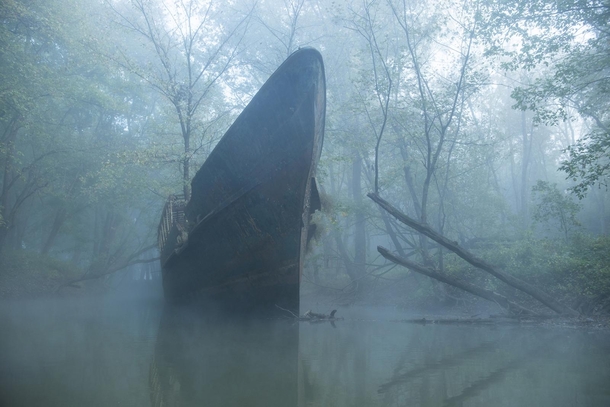  year old ship rotting in a Kentucky Creek OCx