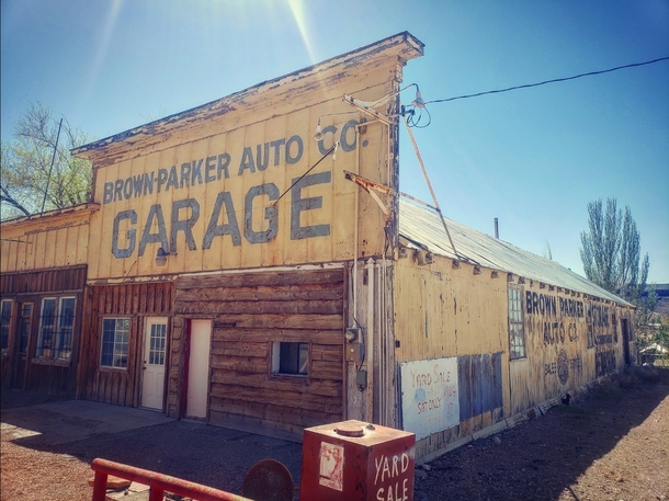 A auto repair shop in Goldfield Nevada