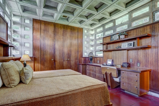 A bedroom in Frank Lloyd Wrights  Toufic H Kalil House Manchester NH 