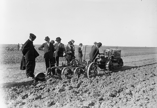 A Cleveland Tractor Co Oliver Tractor in being demonstrated in France  x-post rHI_Res
