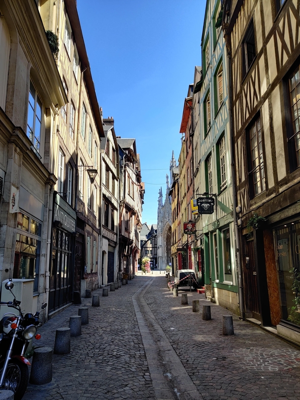 A small street overlooking the cathdrale in Rouen France