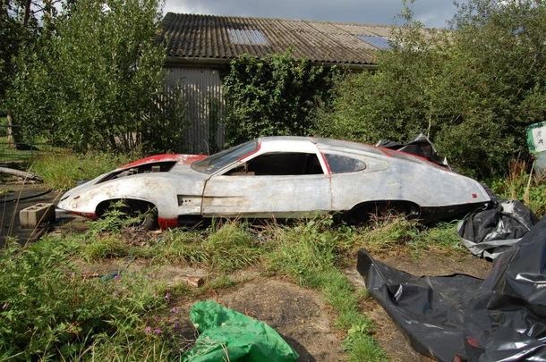 Abandoned Car from UFO  TV series