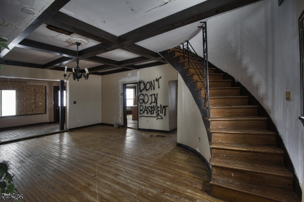 Abandoned Custom Country Mansion in Rural Ontario 