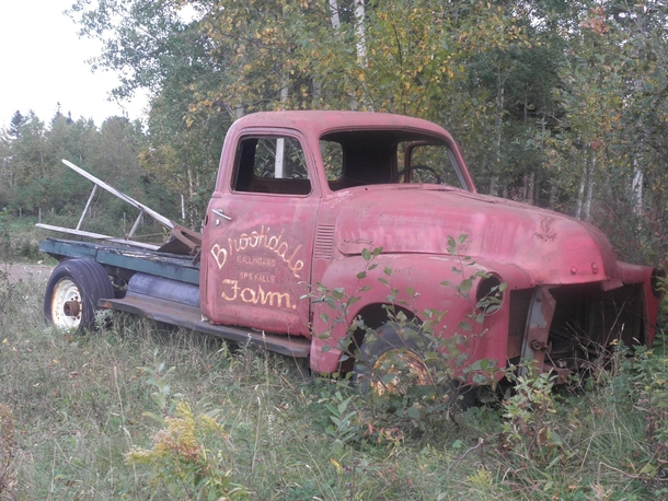 Abandoned Farm Truck Bishops Falls NL OC  X 