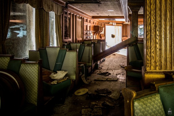 Abandoned Forum Diner NJ 