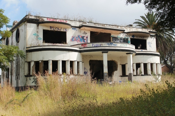 Abandoned house Grobler Park Johannesburg by Mathilde Myburgh 