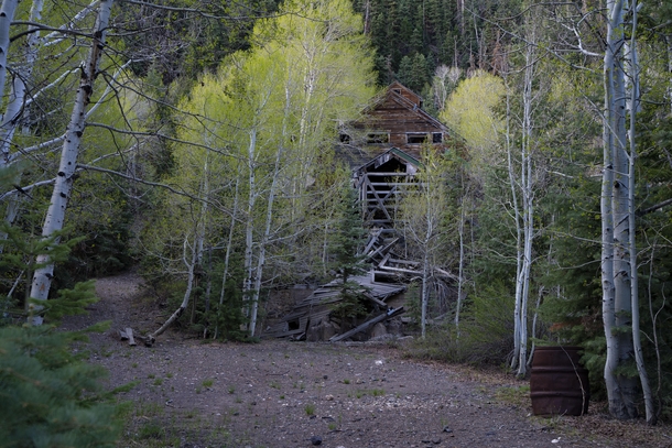 Abandoned Mine in Utah OC