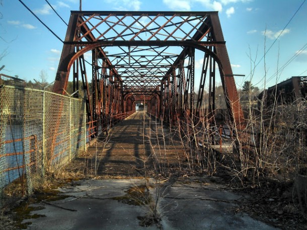 Abandoned road bridge 