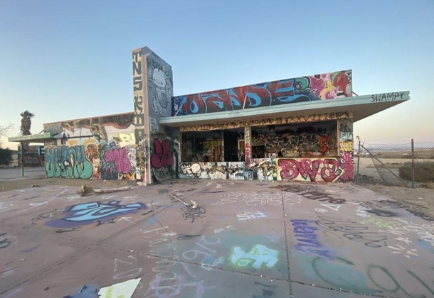 Abandoned snack stand somewhere along the highway in Cali