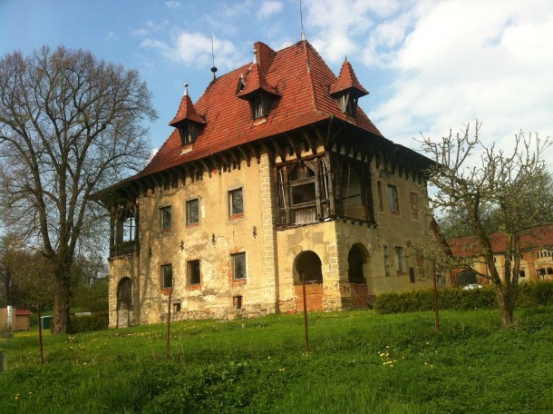Abandoned Villa in Okrouhl Czech Republic 