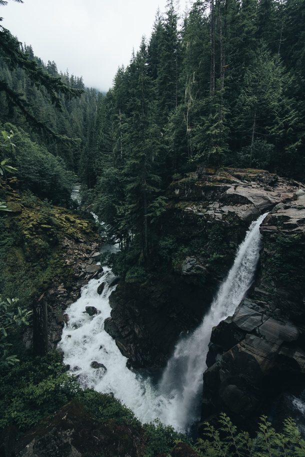 An extremely unique looking waterfall hidden away in the forests of Washington State 