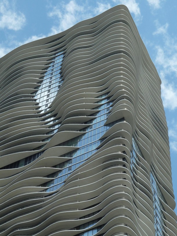 Aqua Tower Chicago Illinois Architect Jeanne Gang 
