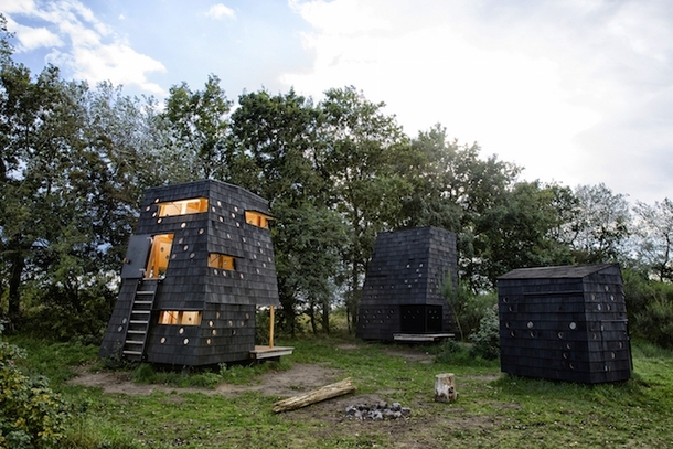 Asymmetric Shelters on South Fyn Archipelago in Denmark by Lumo Arkitekter 