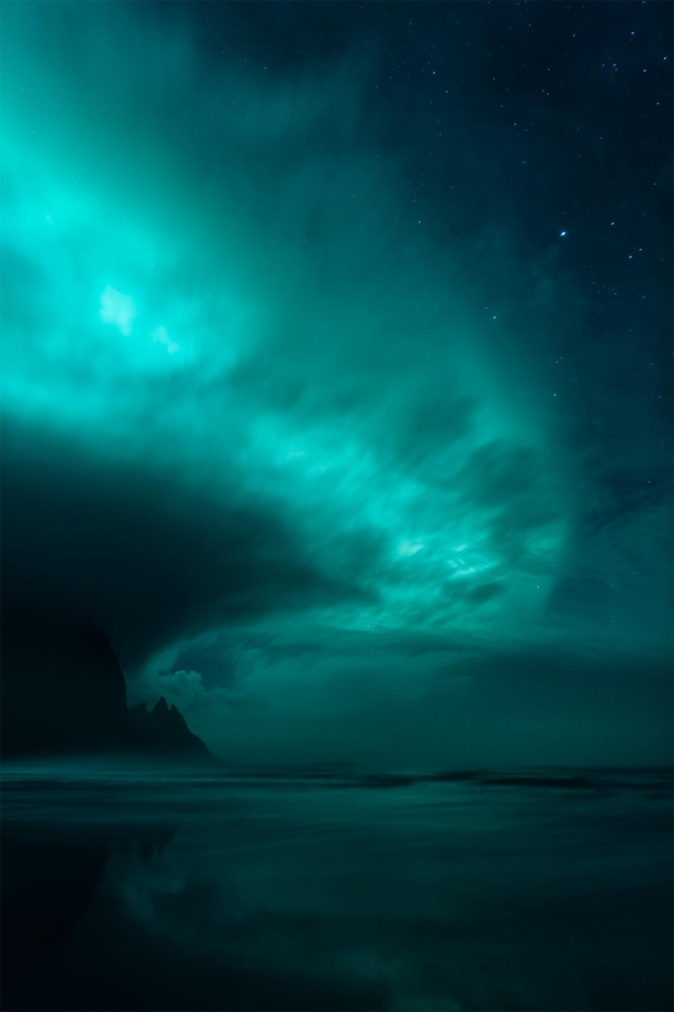 Aurora Borealis above Stokksnes Iceland Photo Mikkel Beiter 