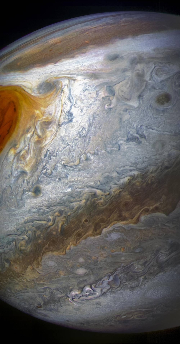 Beautiful Jupiter wallpaper by Juno space probe - Picture by NASA 