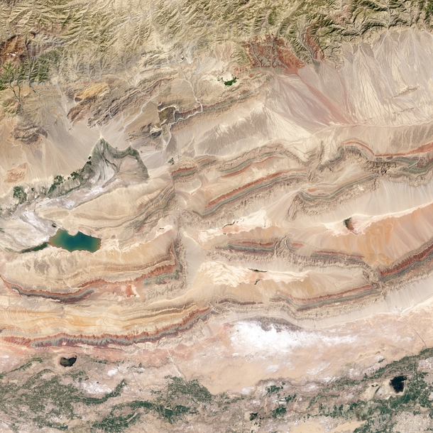Beautiful sedimentary faults in Xinjiang province 