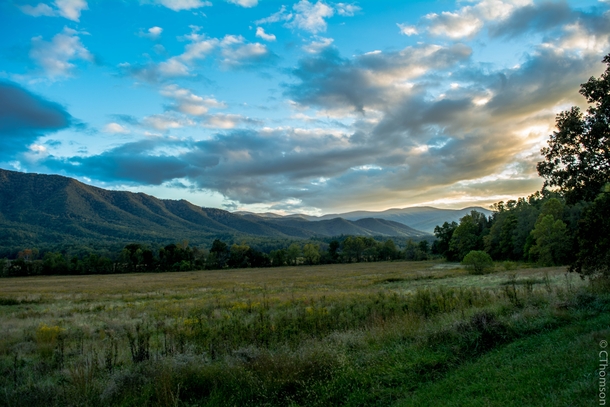 Cades Cove Smoky Mountains Tennessee 