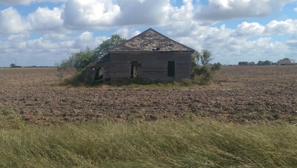 Crumbling farmhouse near Ganado Texas 
