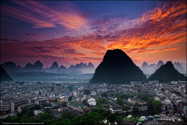 Dawn at Yangshuo China 