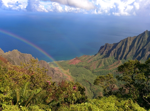 Double rainbows at the Puu O Kila Lookout Kauai Hawaii x 