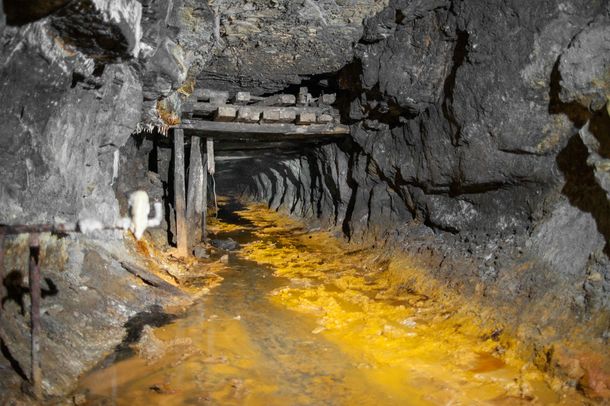 Drainage level abandoned limestone mine Scotland 