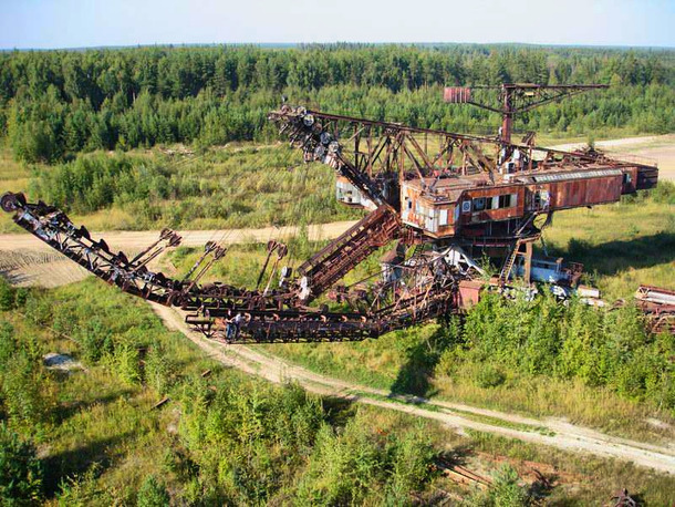 Excavation Machinery used for exploitation of phosphorus field near Moscow and abandoned after the collapse of the USSR