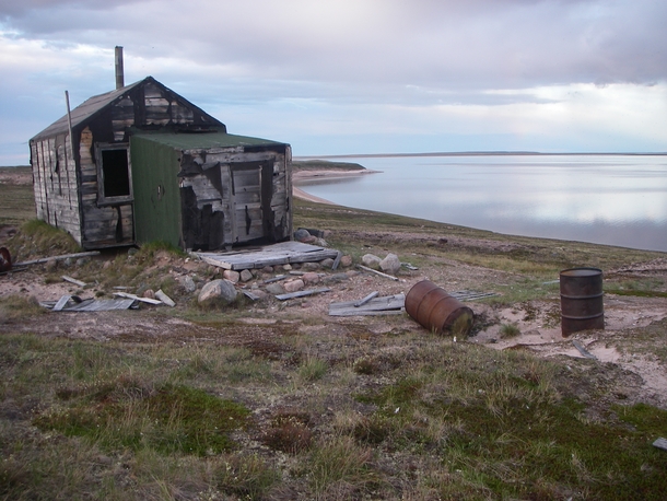 Father Buliards abandoned cabin Buliard Lake the Back River Nunavut Canada 