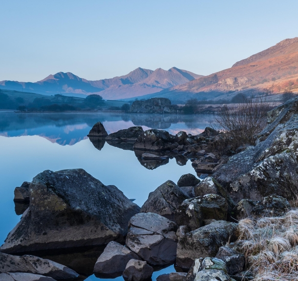 Frosty morning view of mount snowdon North Wales OC Ste Clayton Photography   x 