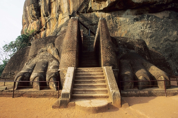 Giant lions paws at the entrance of Sigiriya Fortress the only remaining parts of a colossal lion statue Sri Lanka Anuradhapura period th century AD 
