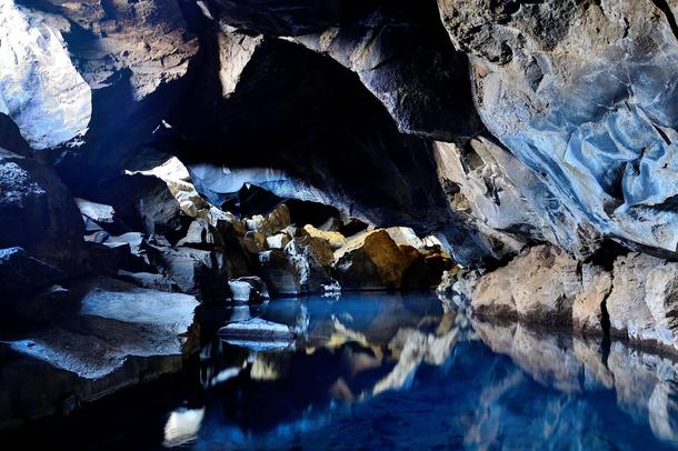 Grjtagj Cave - Iceland 