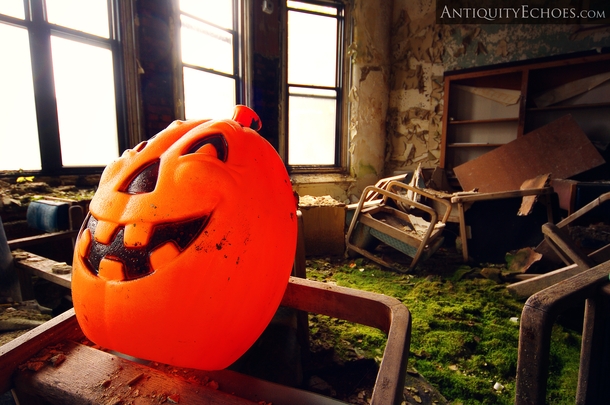 Halloween Decor Left Behind in an Abandoned Asylum 