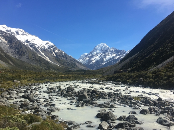 Hiking snap of Mount Cook - New Zealands tallest mountain 