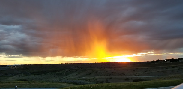 I had the pleasure of seeing the most beautiful sunset ever Lethbridge Alberta Canada x 