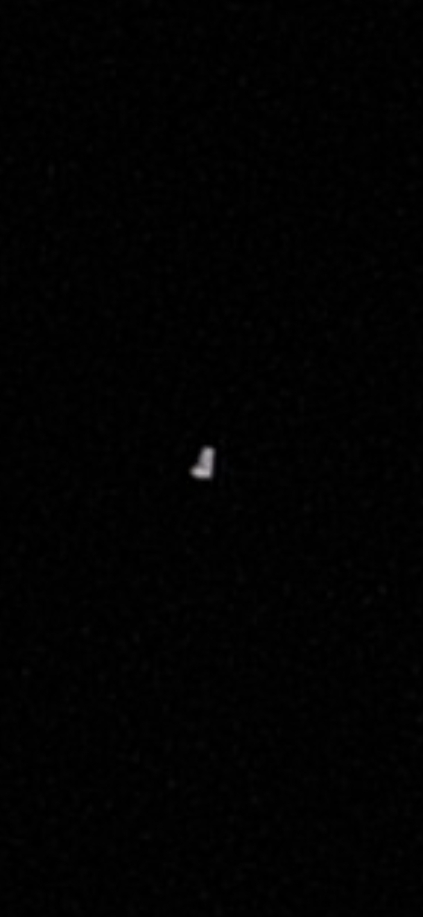 I know its a pretty rough photo but I captured one of the starlink satellites