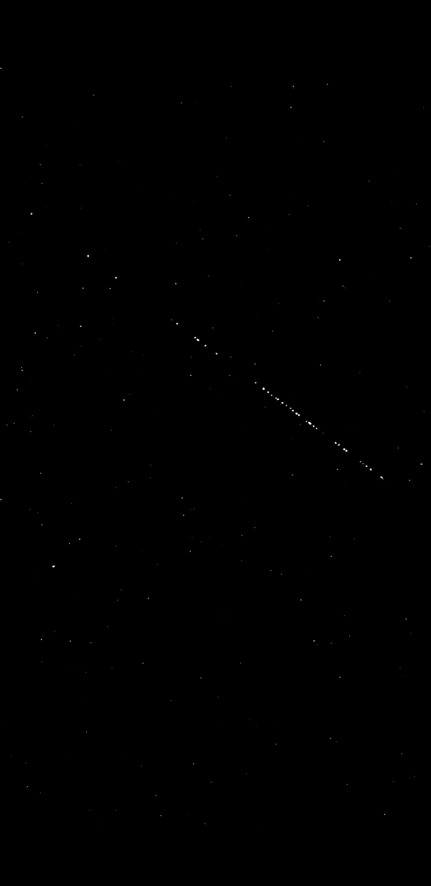 I saw Starlink a few days ago over germany I made this picture with my Samsung galaxy S and the result is surprising