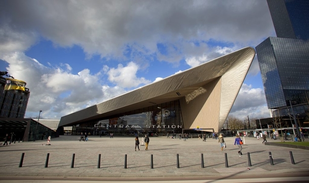 In  team CS a cooperation between Benthem Crouwel Architekten Meyer and Van Schooten and West  to make a design for the new central station In  it was officially opened by king Willem-Alexander in Rotterdam The Netherlands