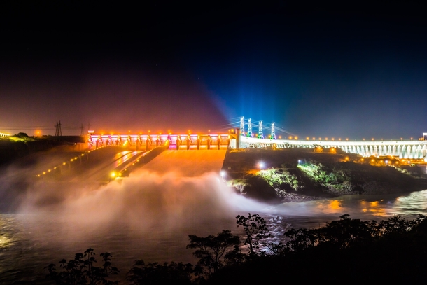 Itaipu Dam - Night photo of one the largest hydroelectric power plants in the world  - Photo by Alexandre Marchetti