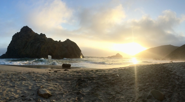 Keyhole Rock at Pfeiffer State Beach at Big Sur 