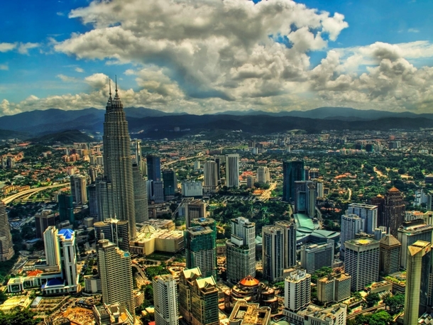 Kuala Lumpur and its surroundings 