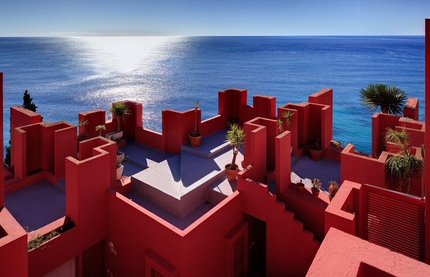 La Muralla Roja Spain by Bofill 