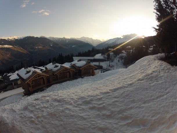 La Tania in Winter - Im no professional photographer but this was one hell of a sight to wake up to 