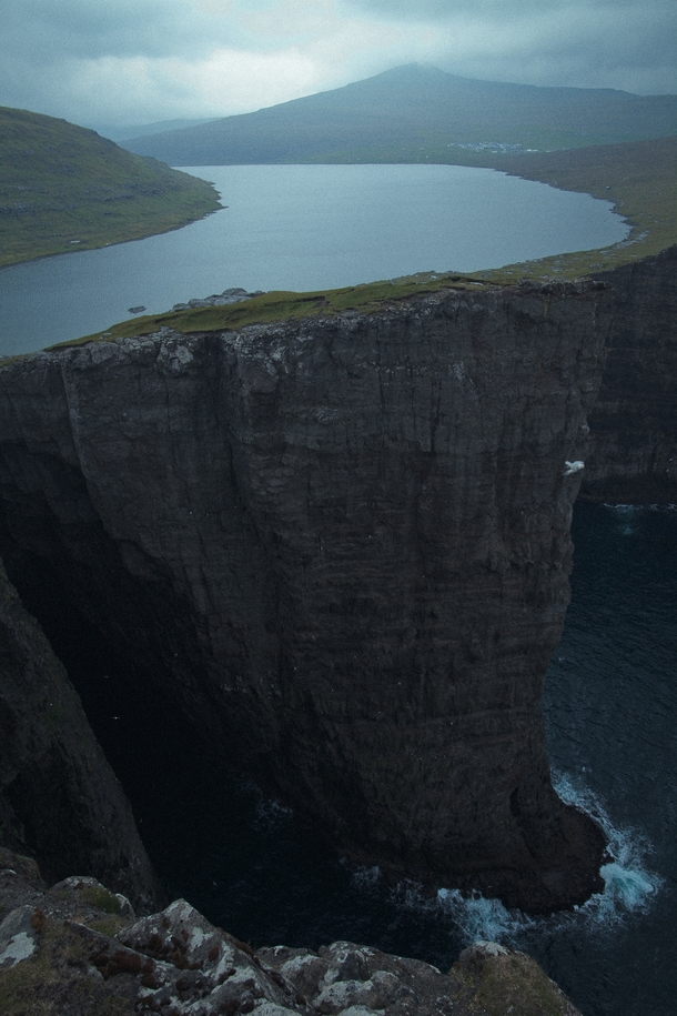 Lake Srvgsvatn Faroe Islands 