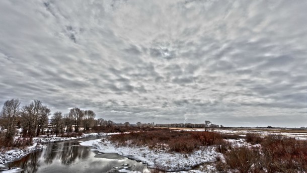 Laramie River in the winter 