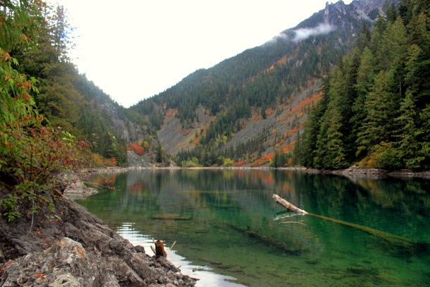 Lindeman Lake might be the most beautiful view in the Greater Vancouver Area 