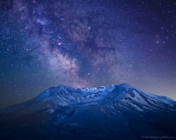 Milky Way Erupts from Mount St Helens in Southern Washington  x