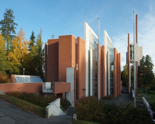 Mnnist church Finland  by Juha Leivisk 