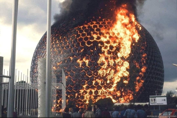 Montreal Biosphere Expo   Buckminster Fuller ablaze in 
