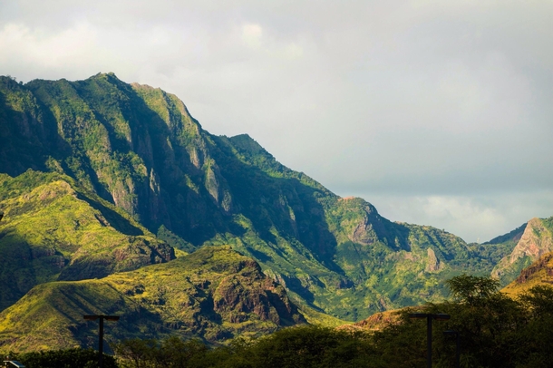 Mountains of the Waianae Kai forest reserve in Hawaii 
